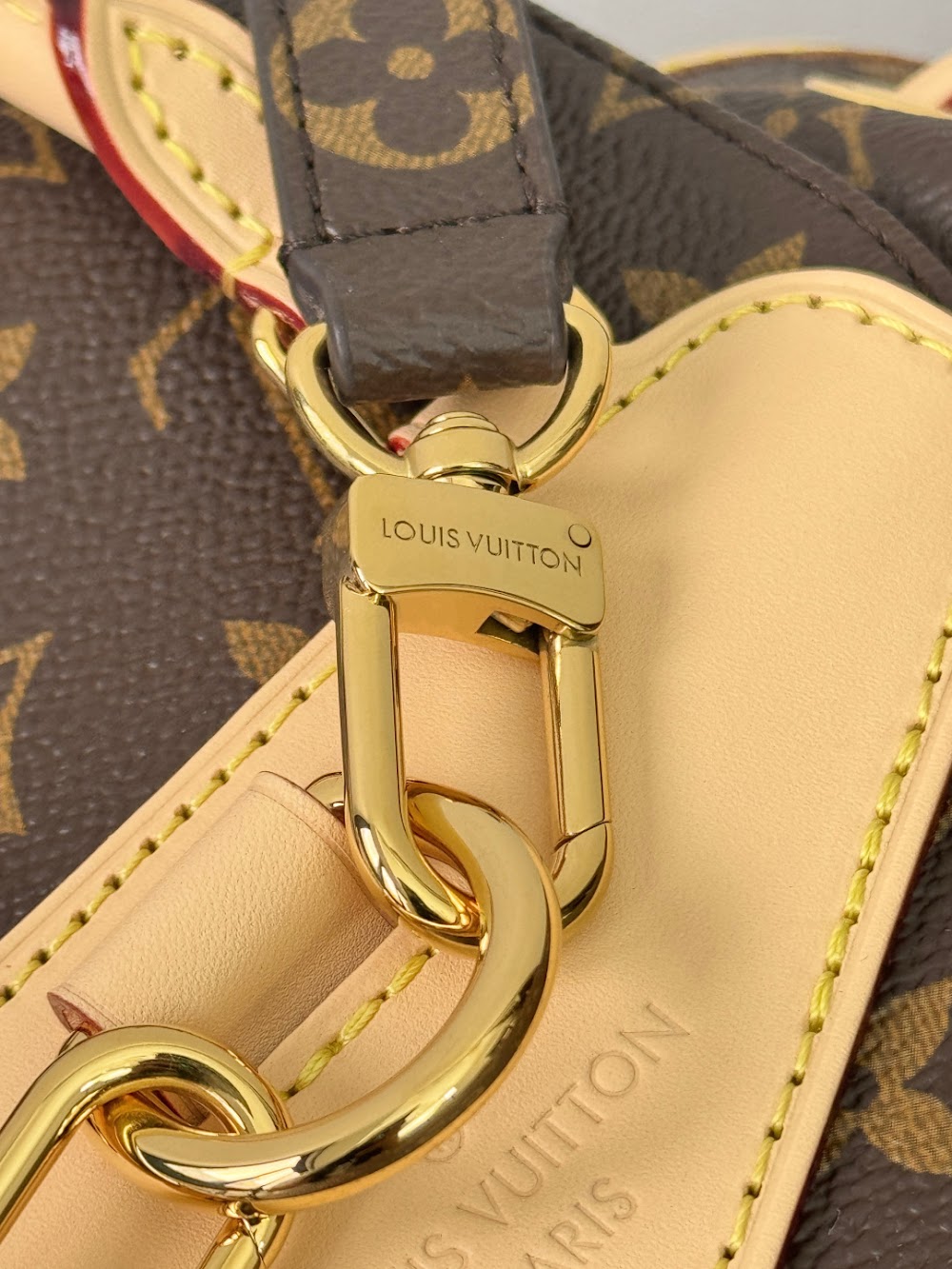Dragons Bags ln Luxury Bag --97351