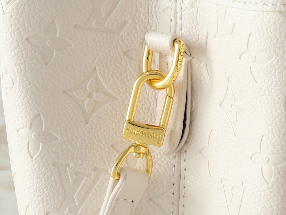 Dragons Bags ln Luxury Bag --76432