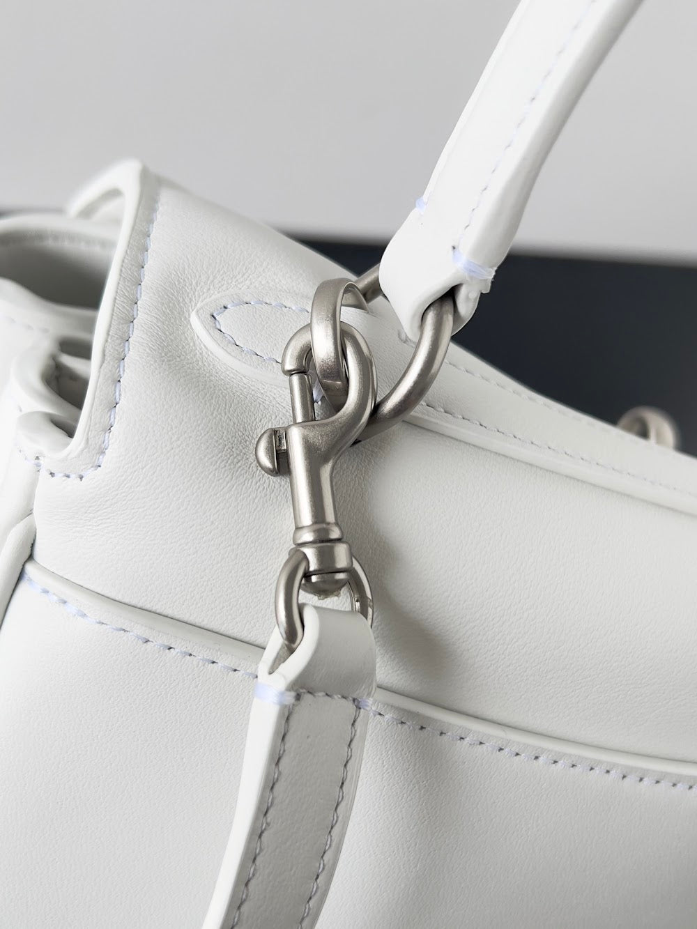 Dragons Bags Balenciaga Luxury Bag --110666