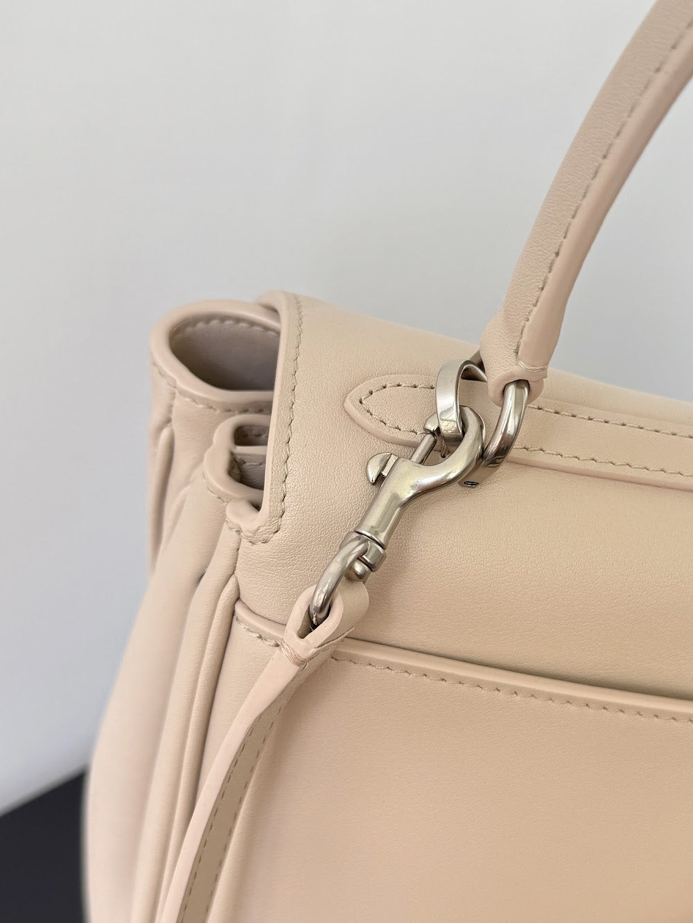 Dragons Bags Balenciaga Luxury Bag --111607