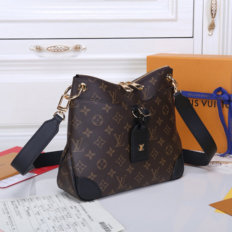 Dragons Bags ln Luxury Bag --81465