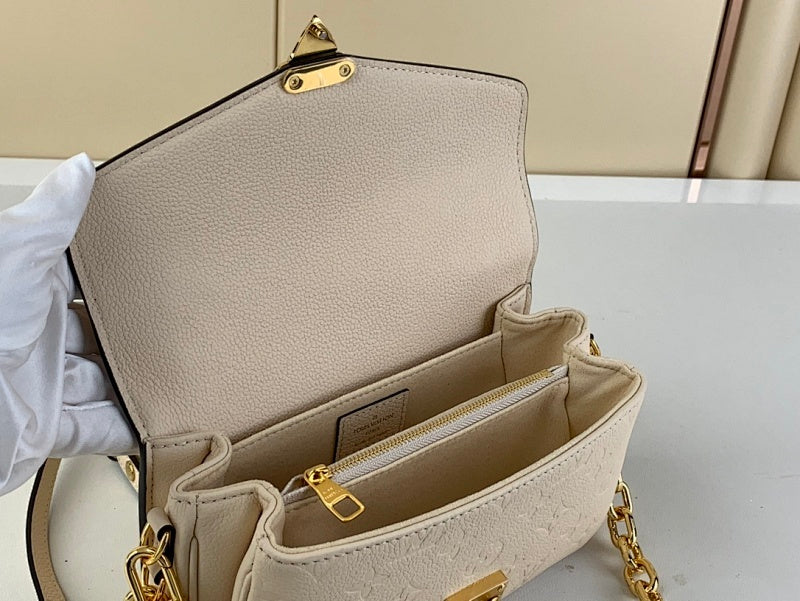 Dragons Bags ln Luxury Bag --56188
