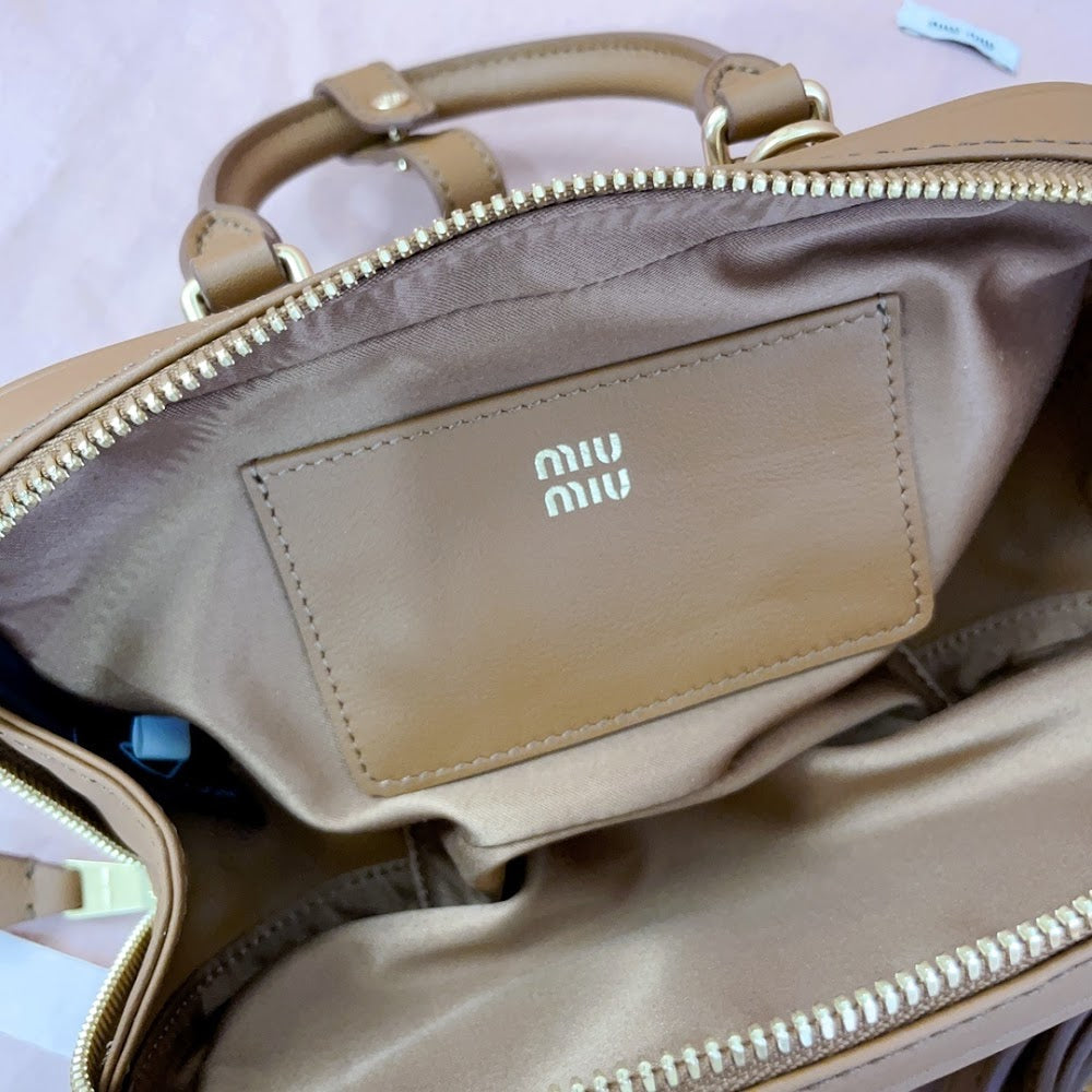 Dragons Bags Miun Miun Luxury Bag --123676