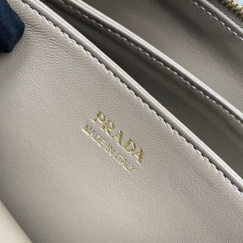 Jessica Bags pradn Luxury Bag --74995