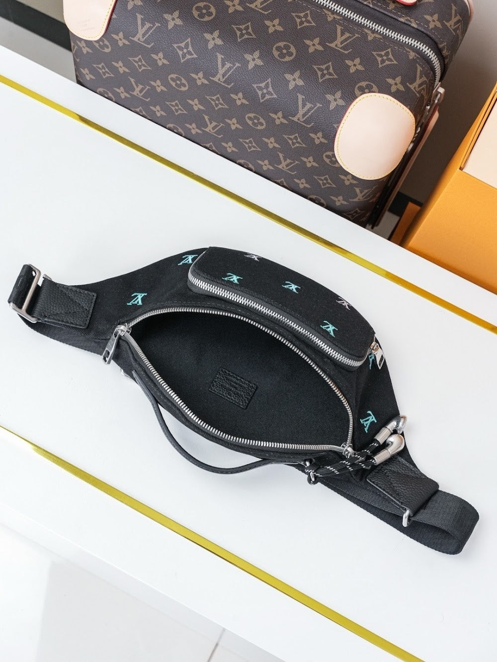 Dragons Bags ln Luxury Bag --71595