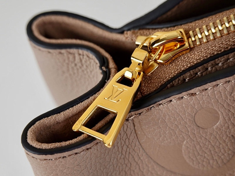 Dragons Bags ln Luxury Bag --60307