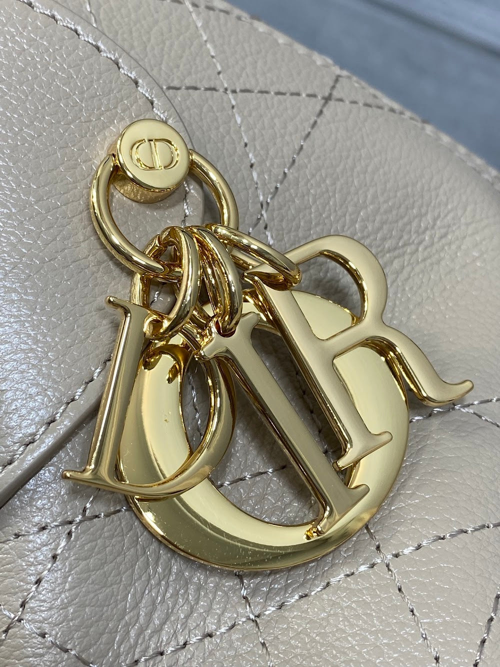 Dragons BagsDiorn Luxury Bag --116080