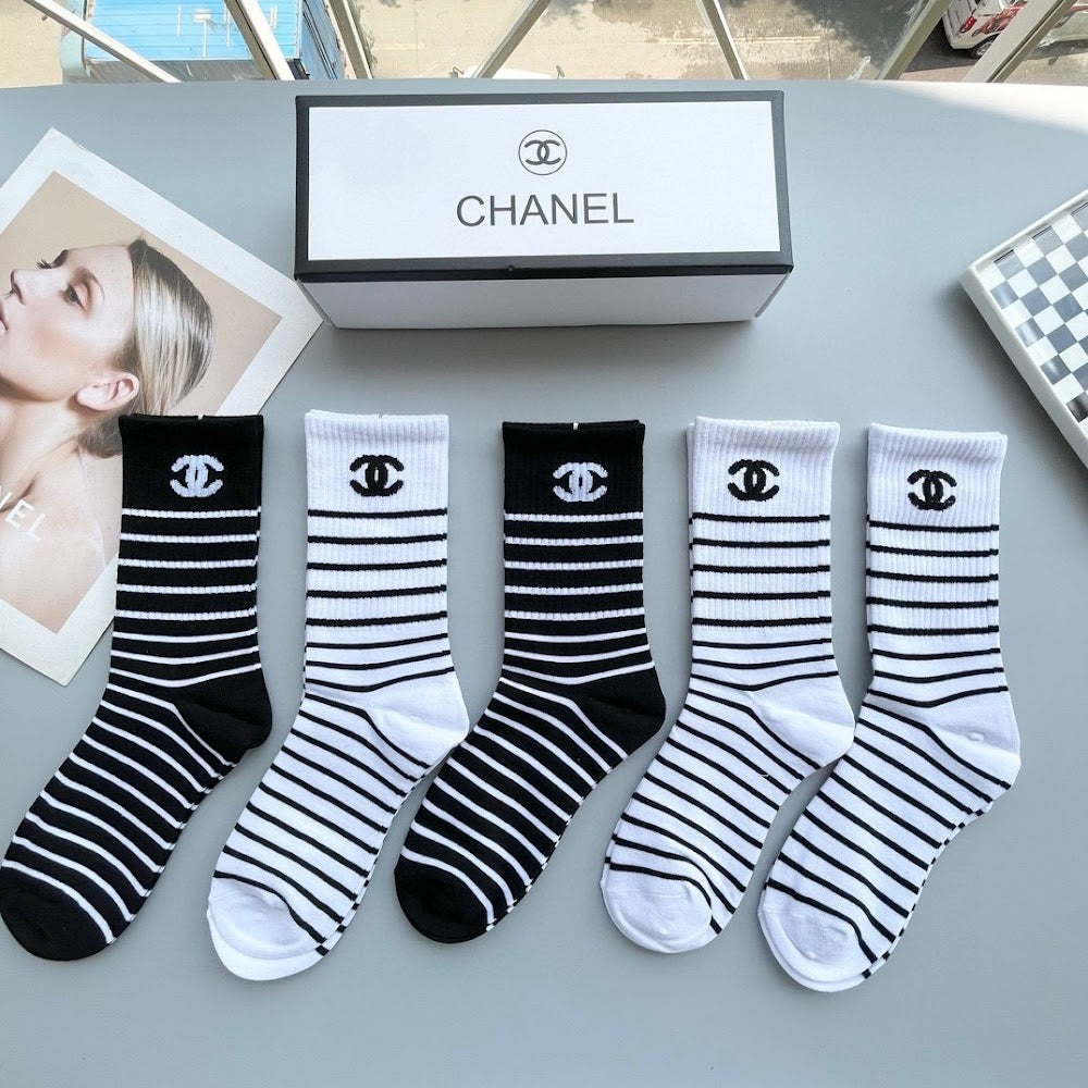 Dragons Bags Premium Luxury Socks --97739
