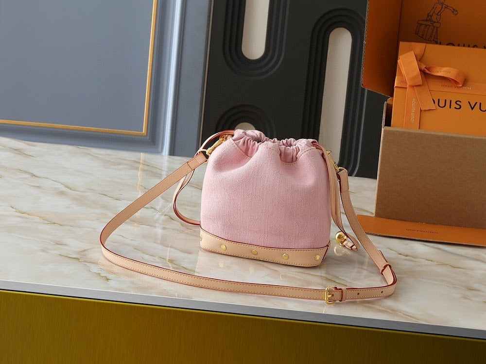 Dragons Bags ln Luxury Bag --76794