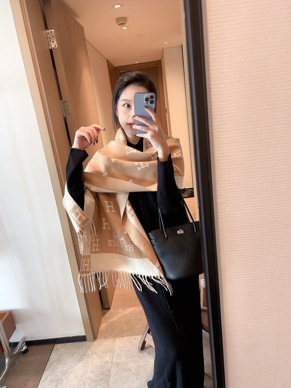 Dragons Bags Premium Designer Scarf --98871