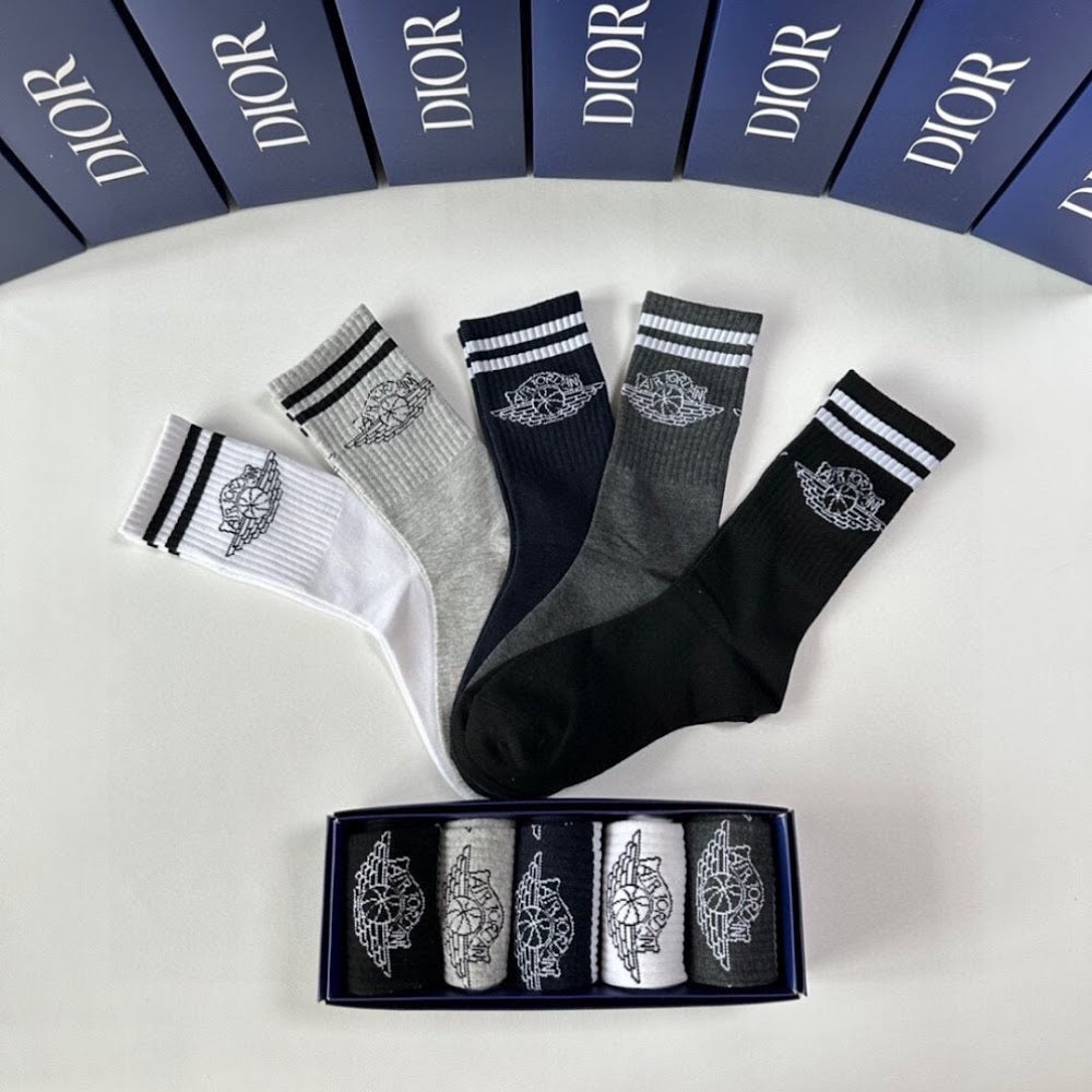 Dragons Bags Premium Luxury Socks --97931