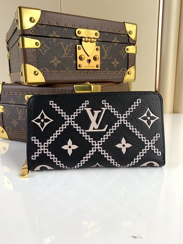 Dragons Bags ln Luxury Bag --56452