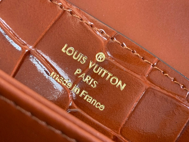 Dragons Bags ln Luxury Bag --56396
