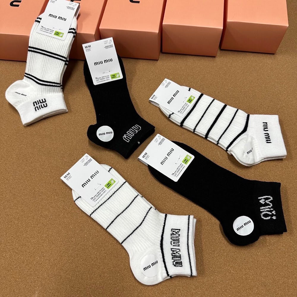 Dragons Bags Premium Luxury Socks --98450