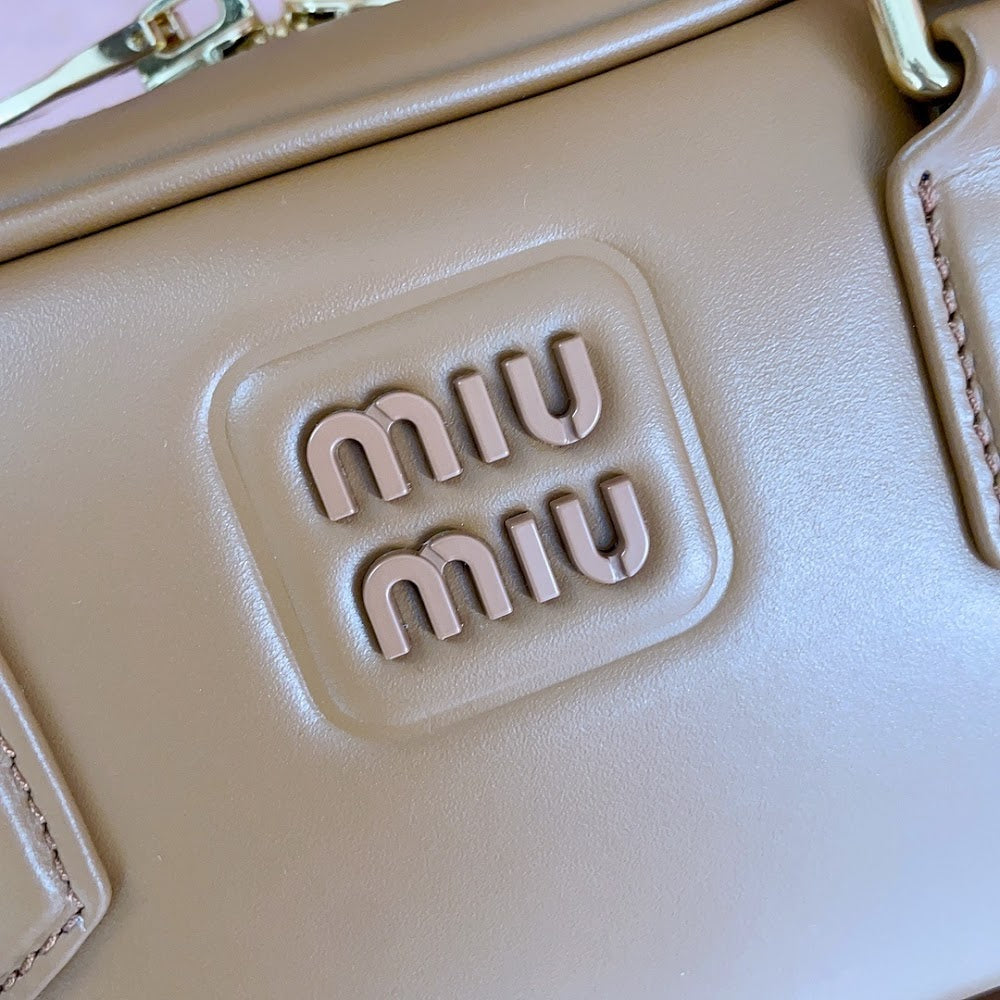 Dragons Bags Miun Miun Luxury Bag --122301