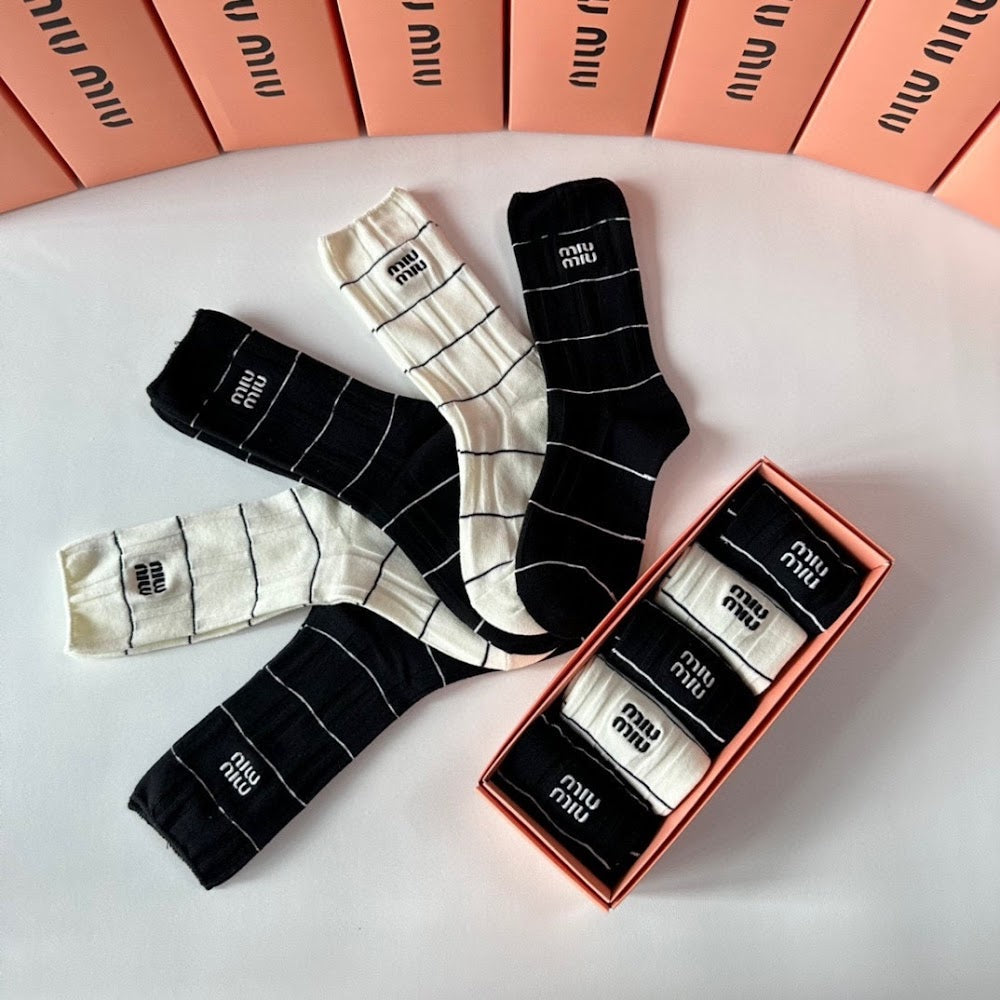 Dragons Bags Premium Luxury Socks --97801
