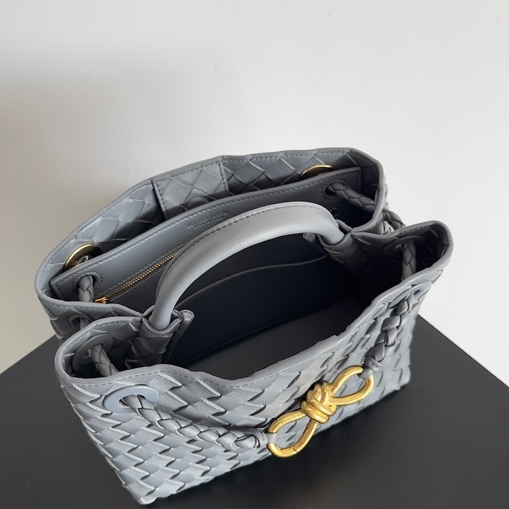 new-luxury-designer-bags-nm10687