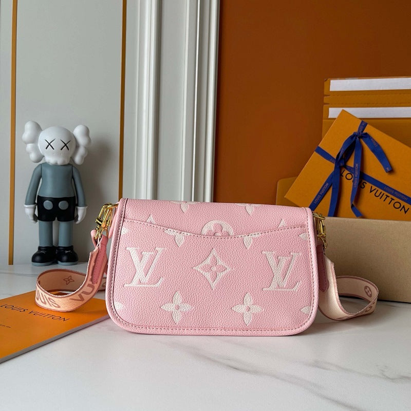 Dragons Bags ln Luxury Bag --81701
