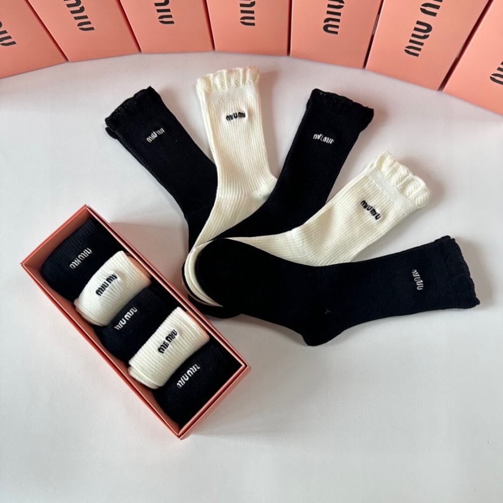 Dragons Bags Premium Luxury Socks --98024