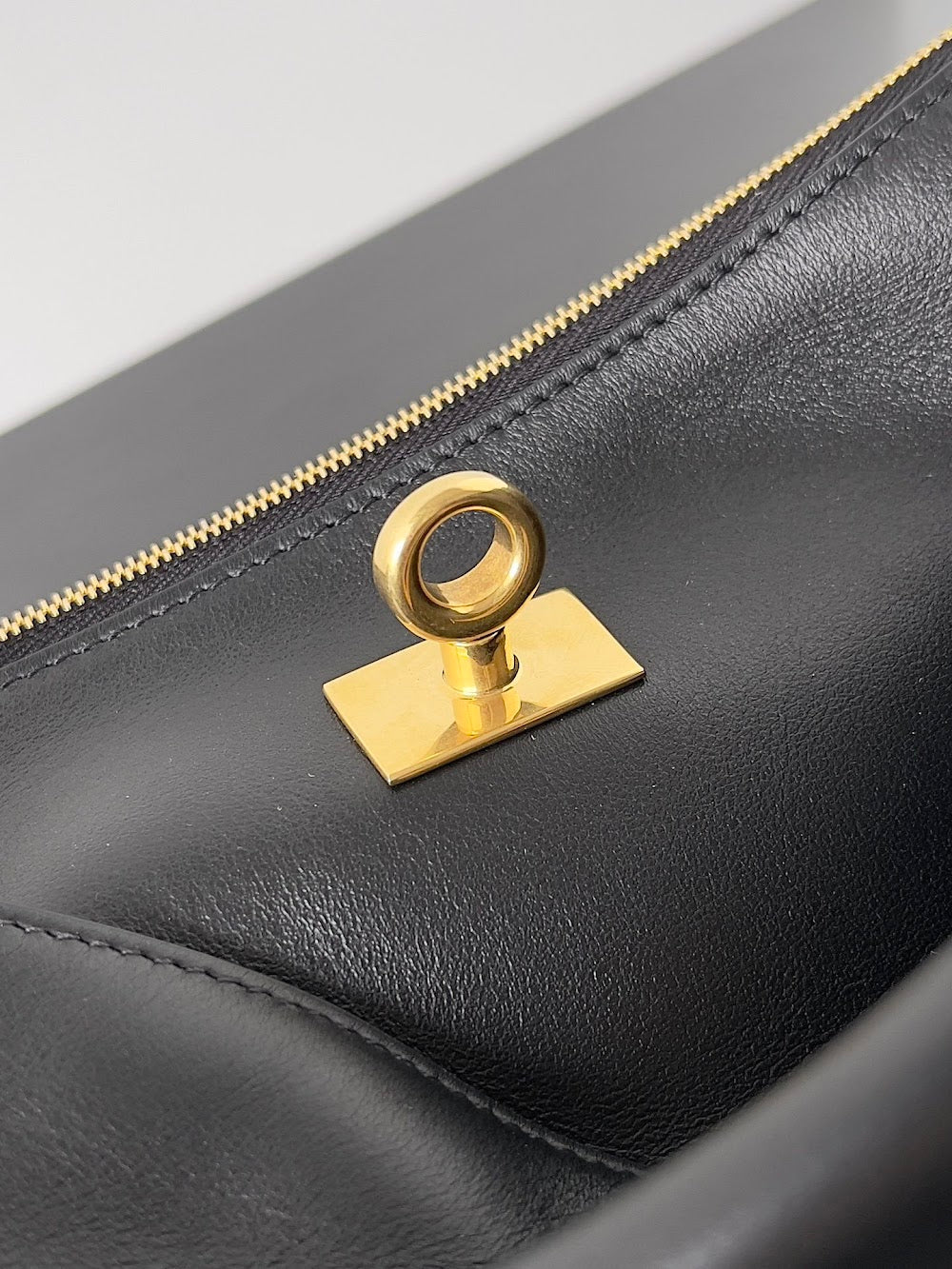 Dragons Bags Balenciaga Luxury Bag --111877