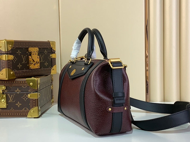Dragons Bags ln Luxury Bag --69719