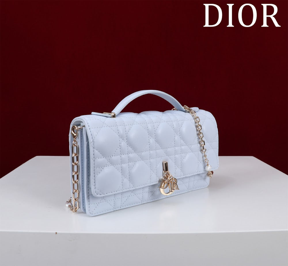 Dragons BagsDiorn Luxury Bag --116246