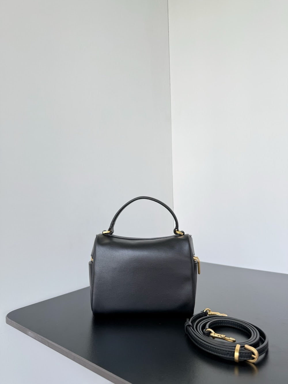 Dragons Bags Balenciaga Luxury Bag --111322