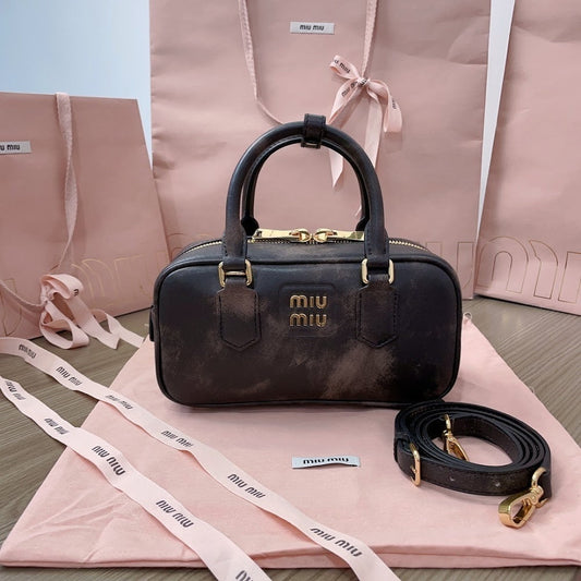 Dragons Bags Miun Miun Luxury Bag --123485