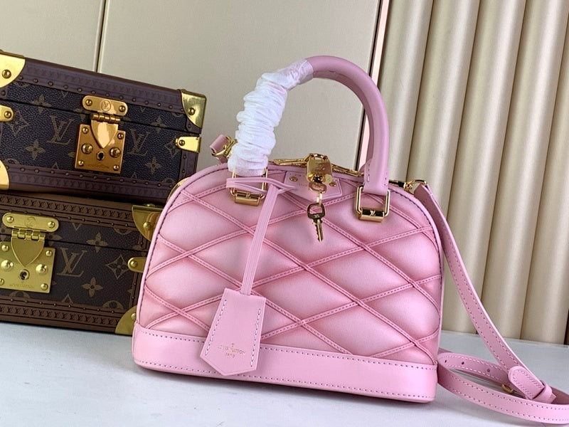 Dragons Bags ln Luxury Bag --68689