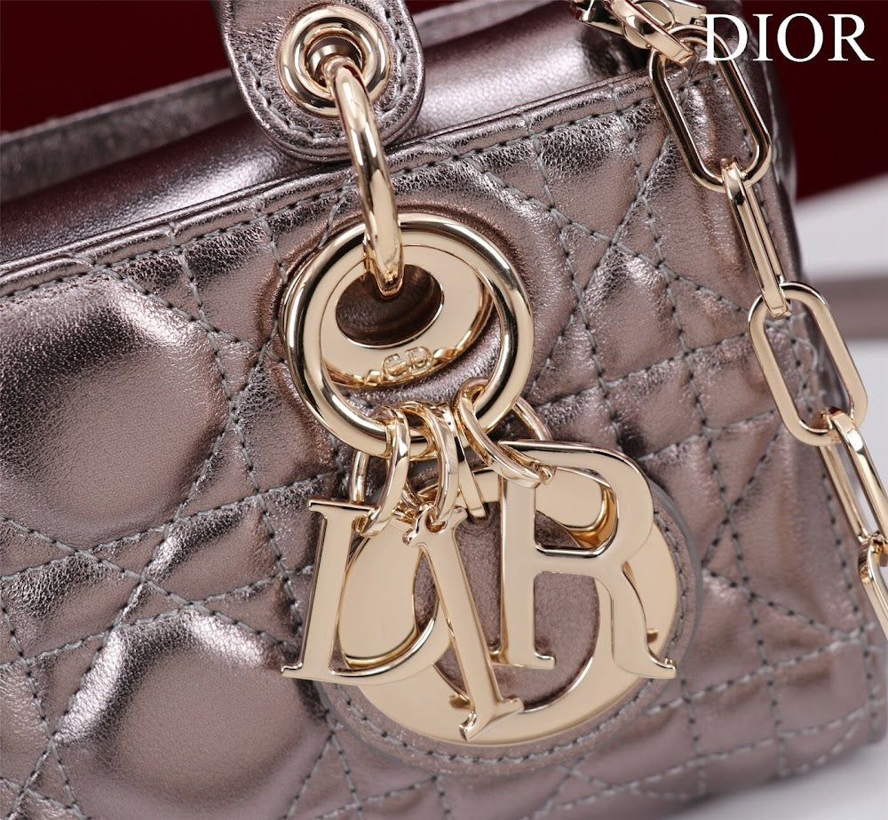 Dragons BagsDiorn Luxury Bag --116470