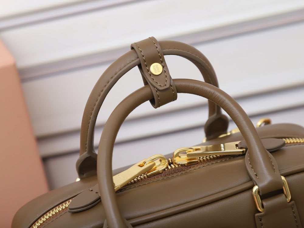 Dragons Bags Miun Miun Luxury Bag --123437