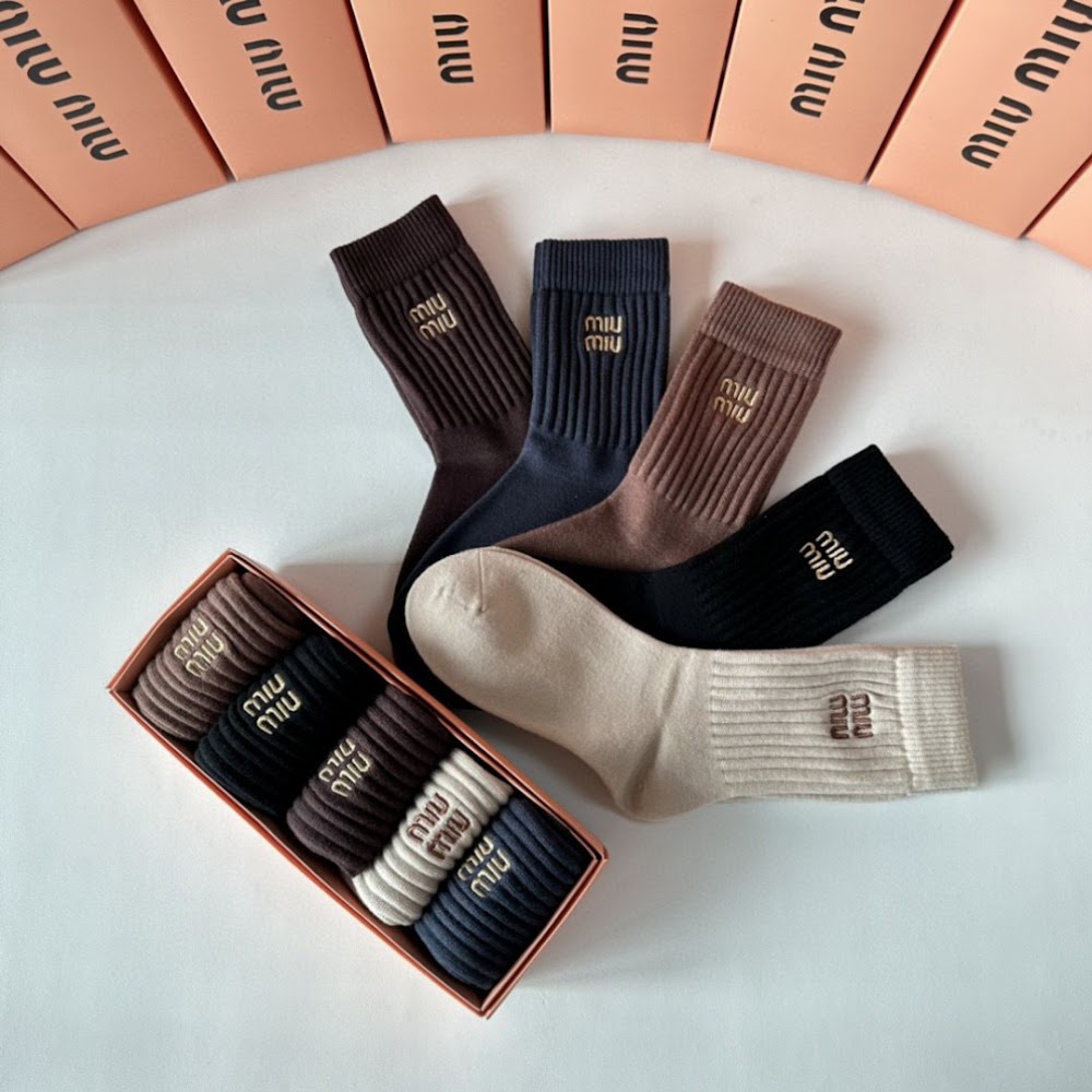 Dragons Bags Premium Luxury Socks --97925