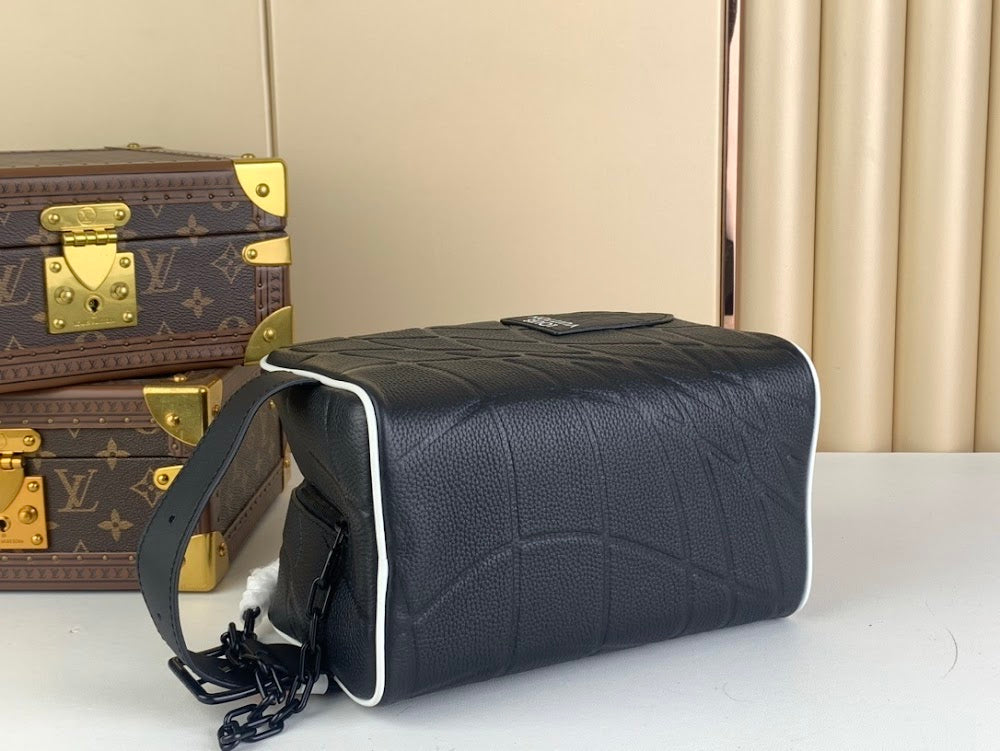 Dragons Bags ln Luxury Bag --67998