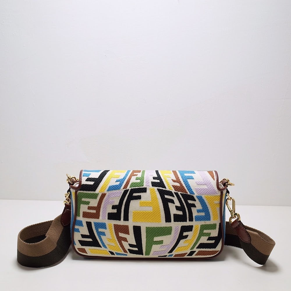 new-luxury-designer-bags-nm15286