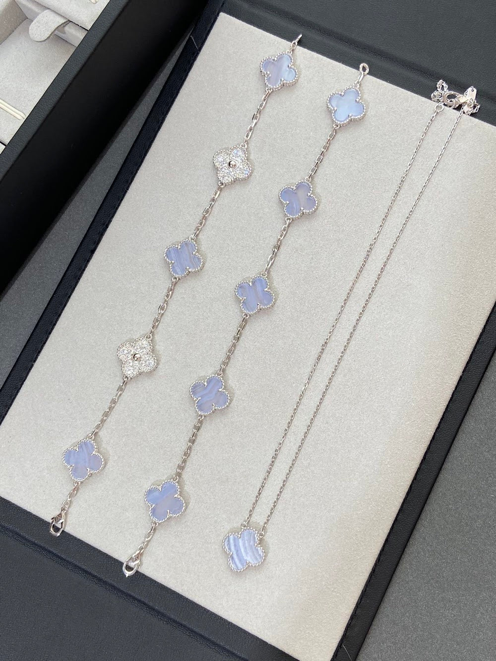 Dragons Bags VCA Luxury Jewelry --51606