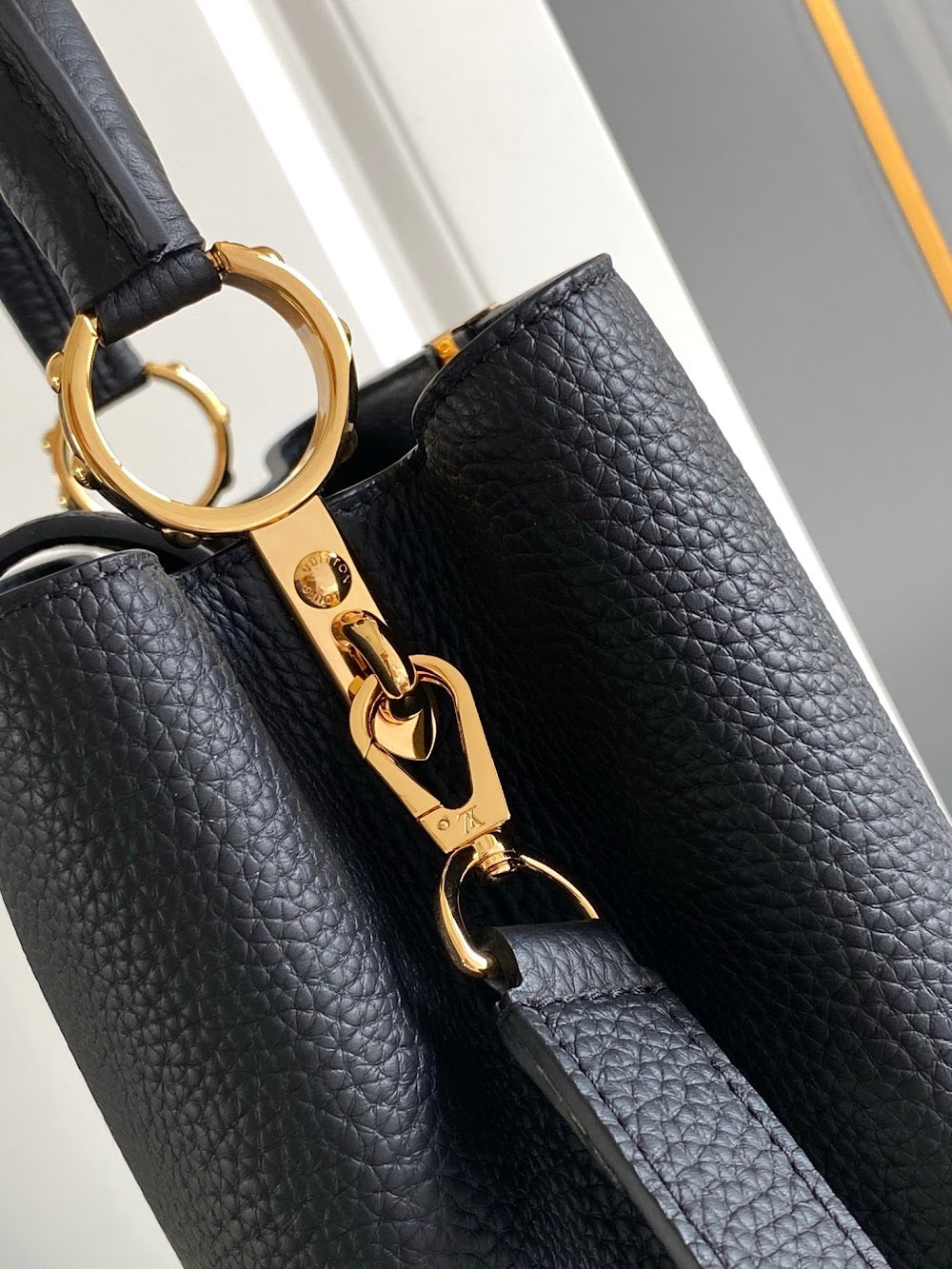 Dragons Bags ln Luxury Bag --96821