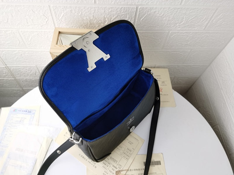 Dragons Bags ln Luxury Bag --78465