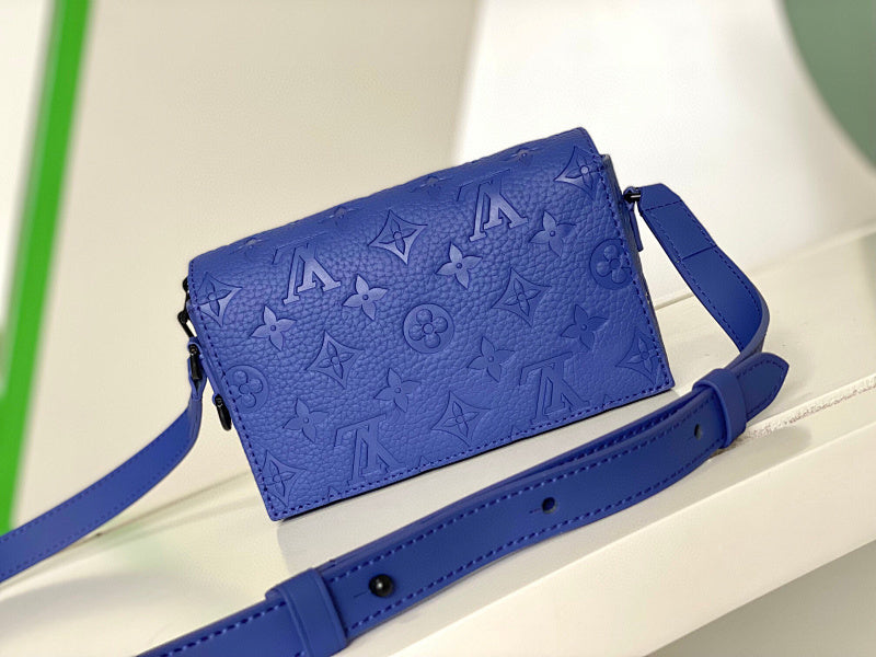 Dragons Bags ln Luxury Bag --71300