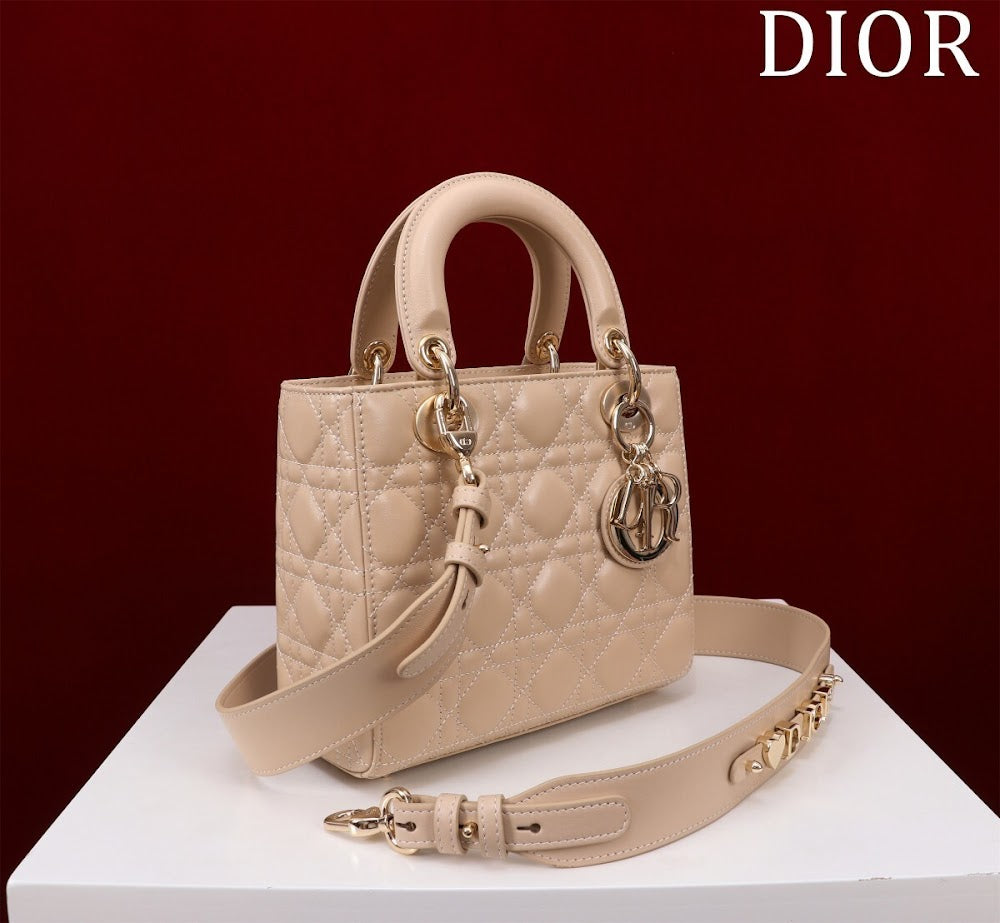 Dragons BagsDiorn Luxury Bag --115932