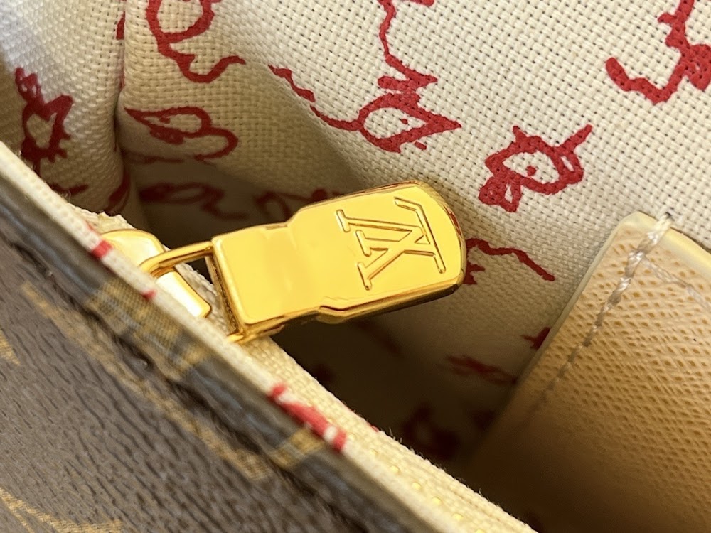 Dragons Bags ln Luxury Bag --97117
