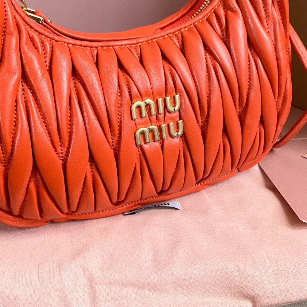 Dragons Bags Miun Miun Luxury Bag --123127