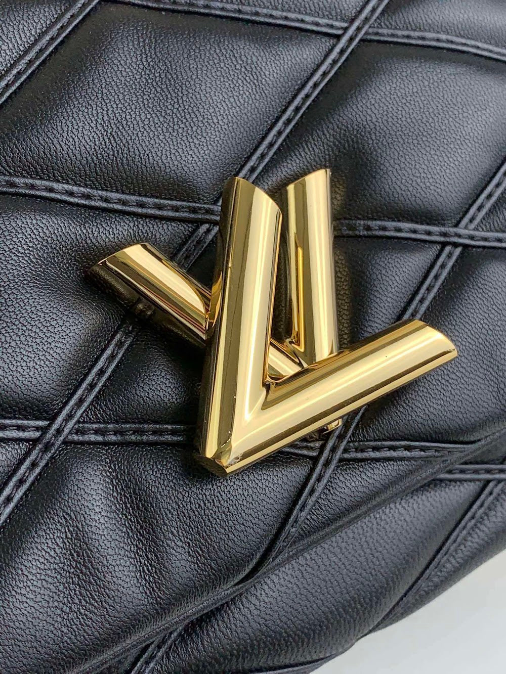 Dragons Bags LV Luxury Bag --55715