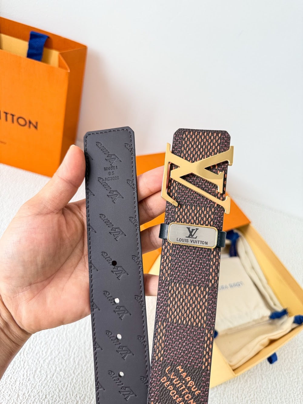 Dragons Bags ln Luxury Belt --100557