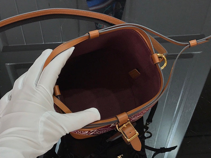 Dragons Bags ln Luxury Bag --59366