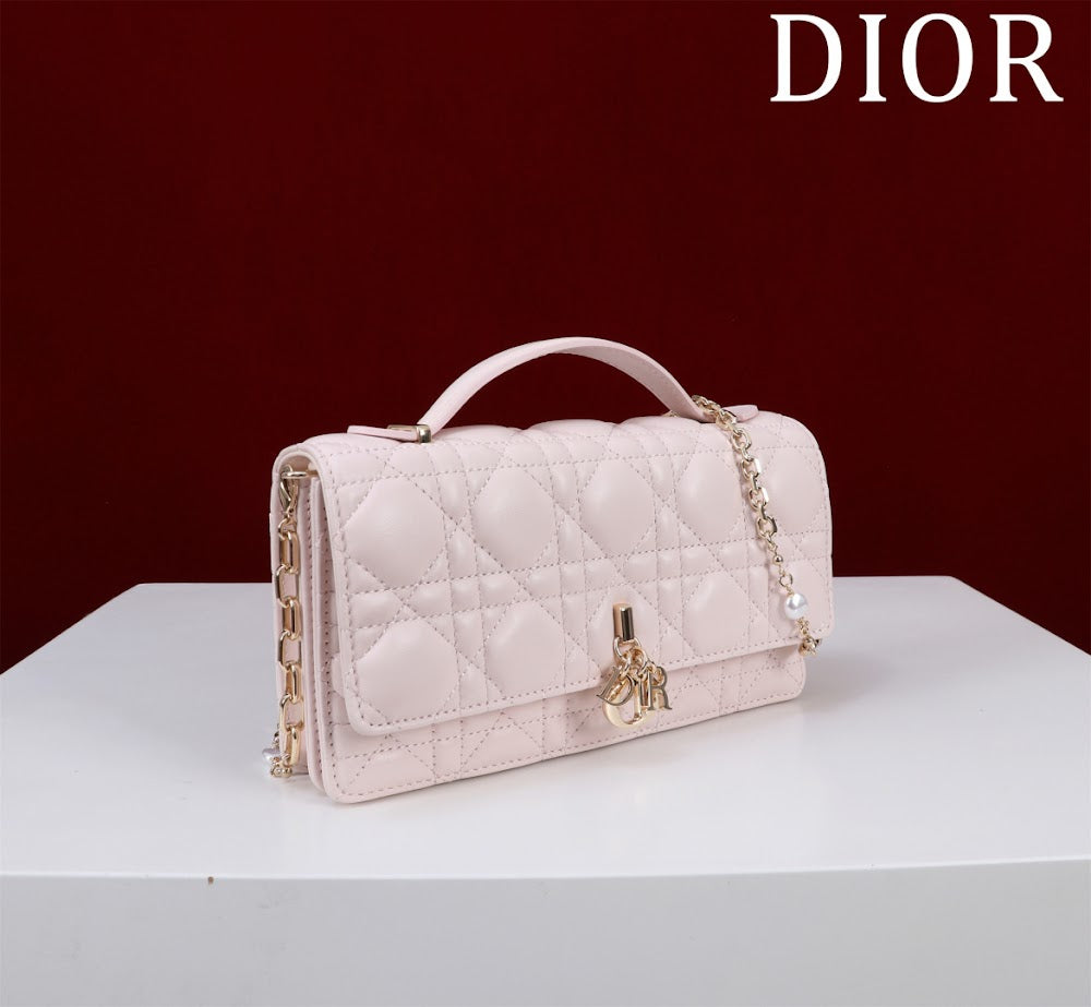Dragons BagsDiorn Luxury Bag --116244