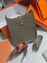 new-luxury-designer-bags-nm11382