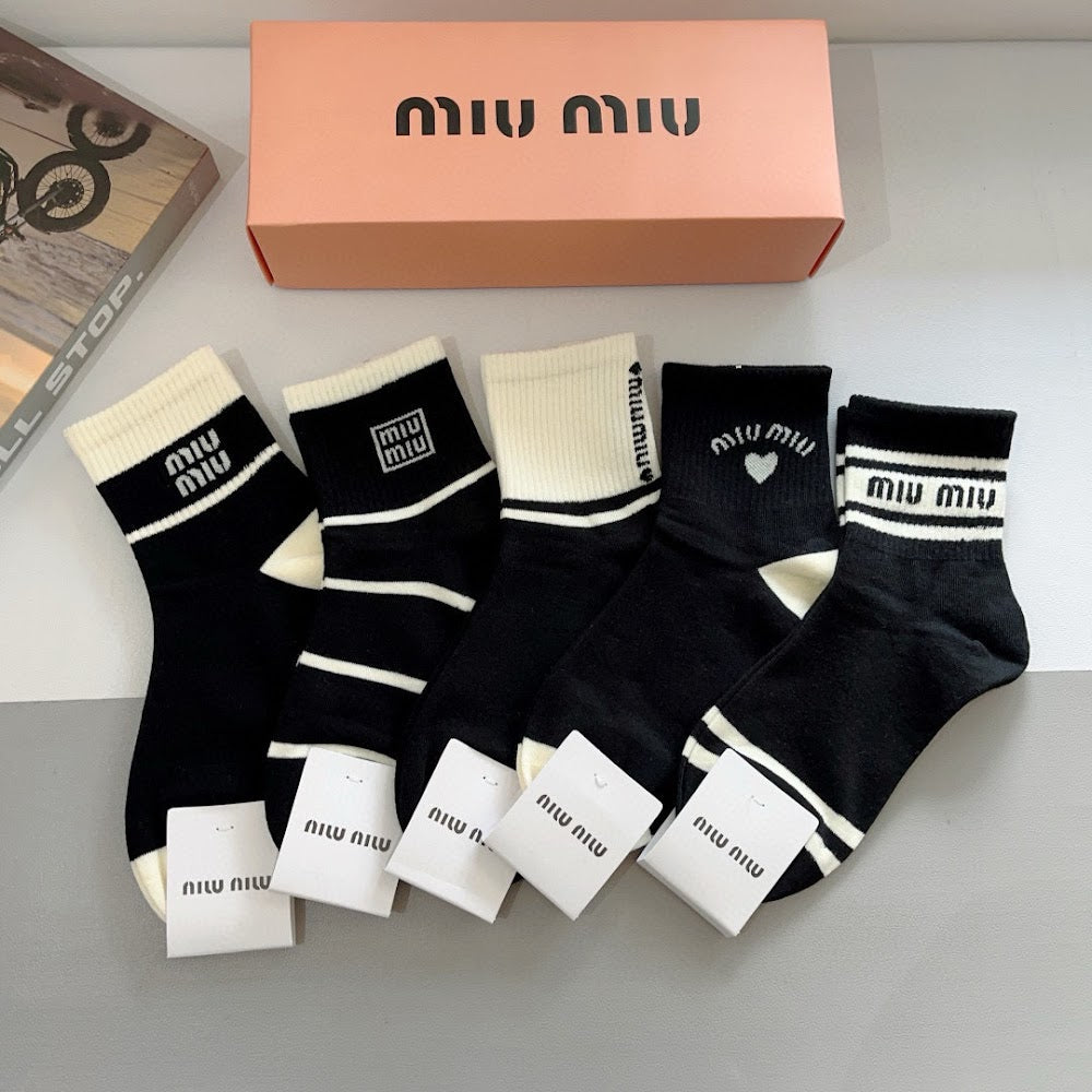 Dragons Bags Premium Luxury Socks --98217