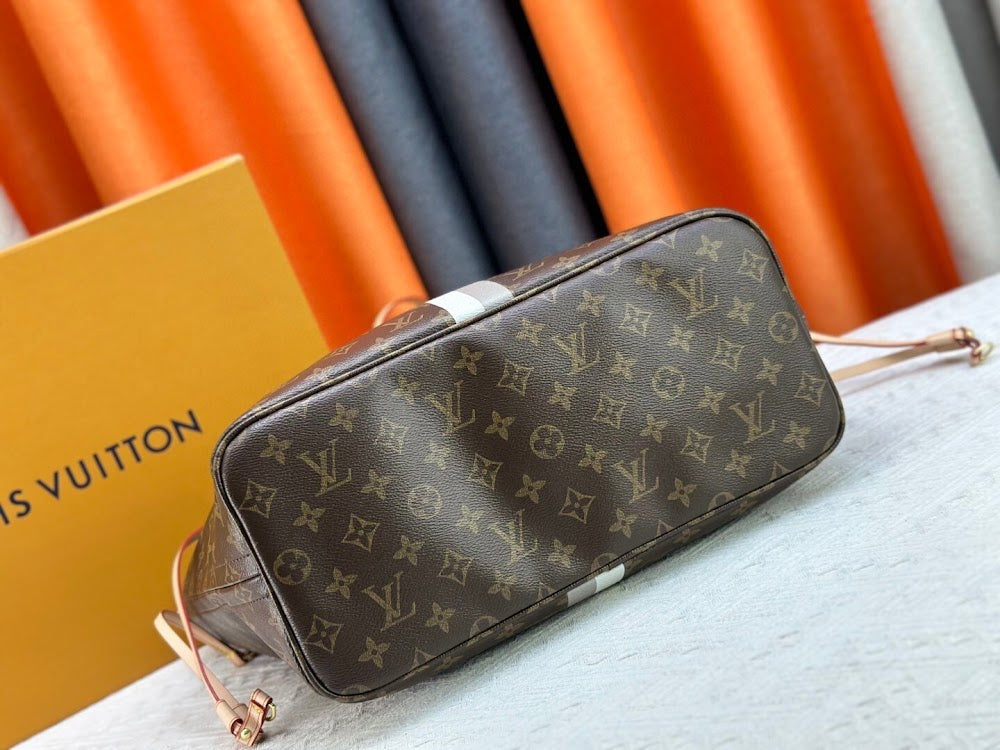 Dragons Bags ln Luxury Bag --76778