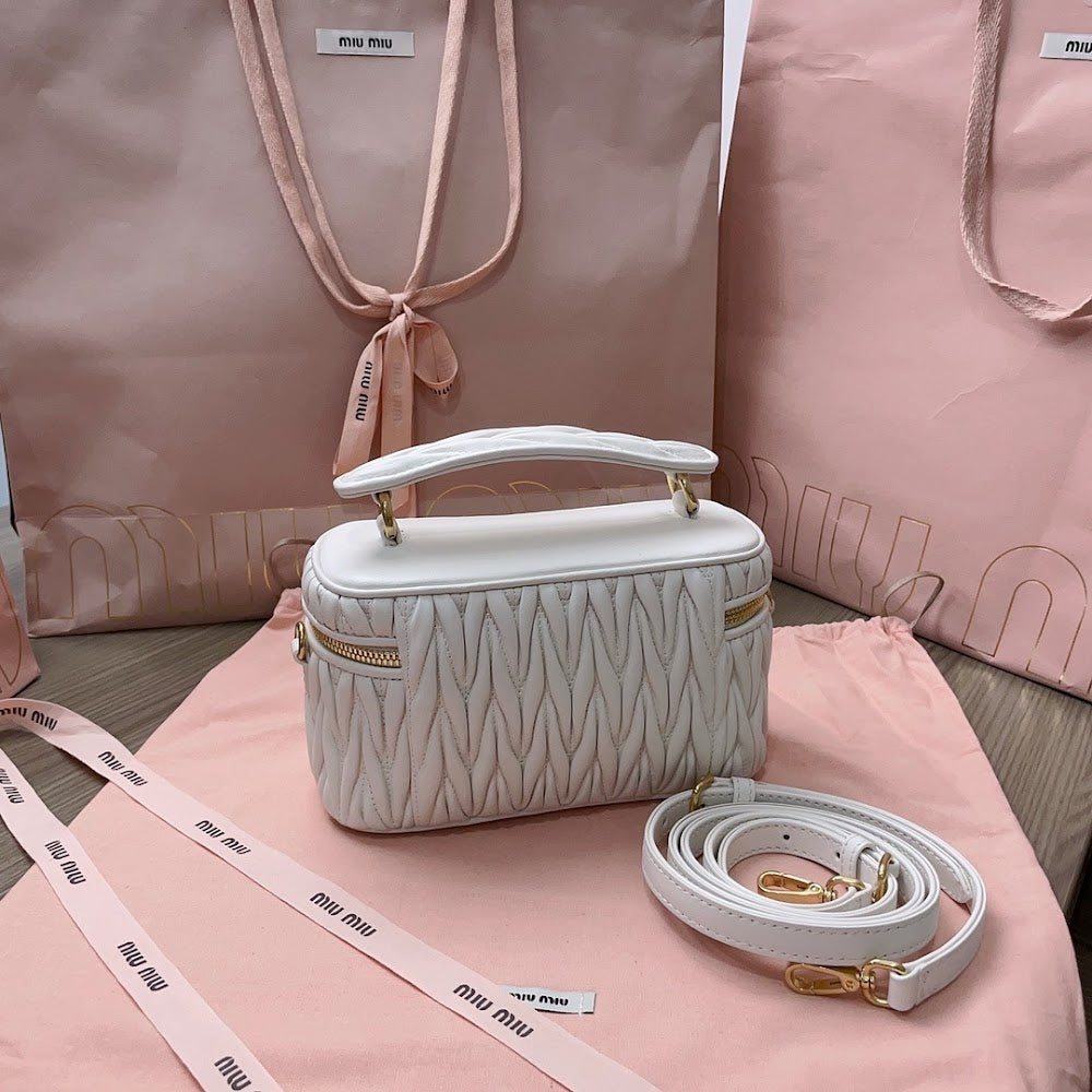 Dragons Bags Miun Miun Luxury Bag --123274