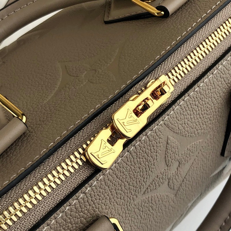 Dragons Bags ln Luxury Bag --60526